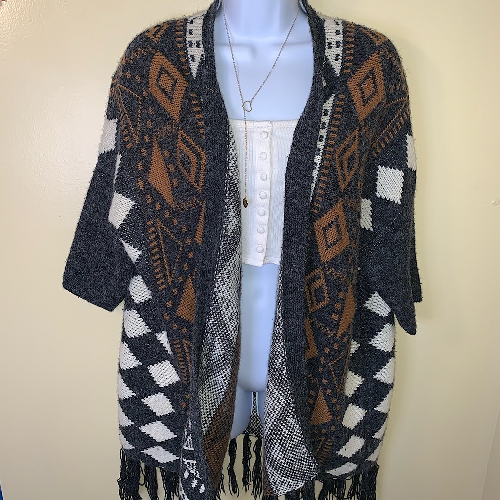 Pattern sweater cardigan